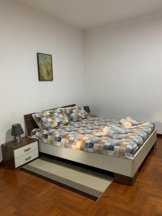 Apartman Popovic Cetinje Apartment Ngoại thất bức ảnh